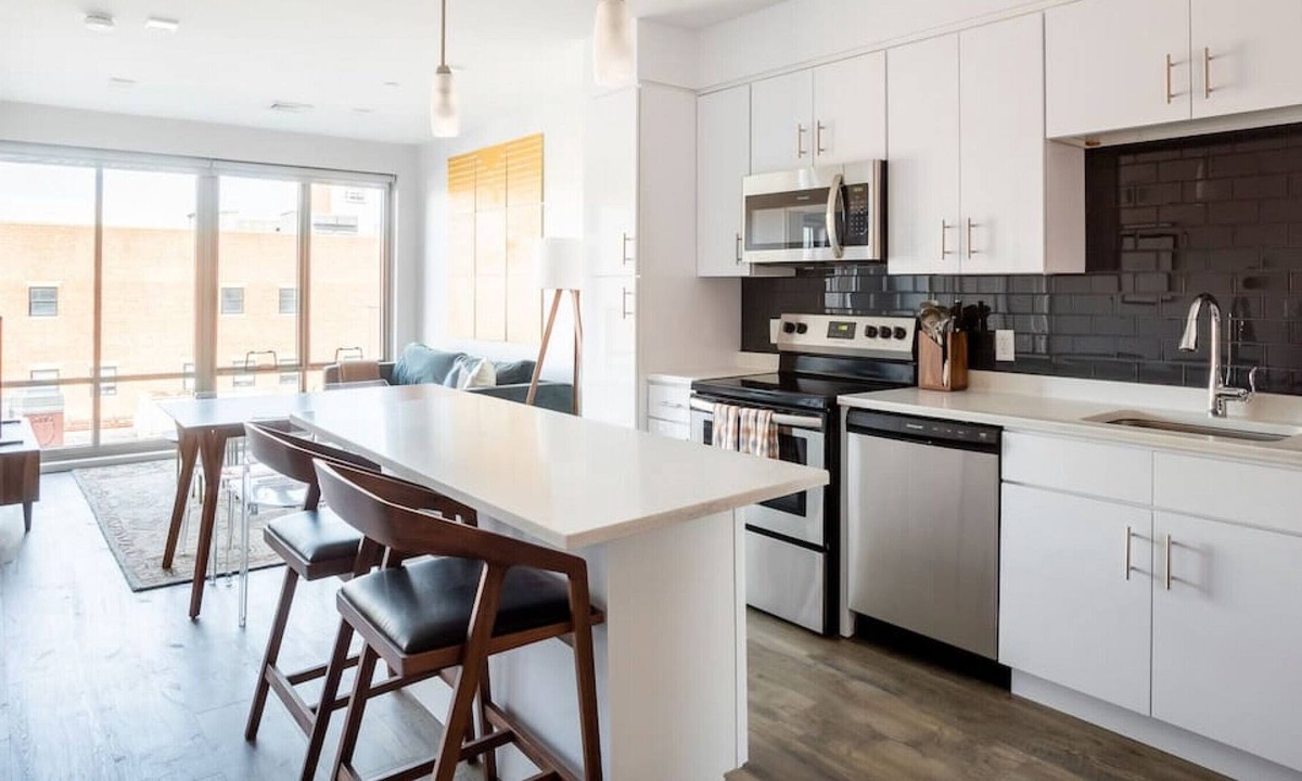 Central Square Apartment | Central Square|Students Welcome-Essex401-2/1