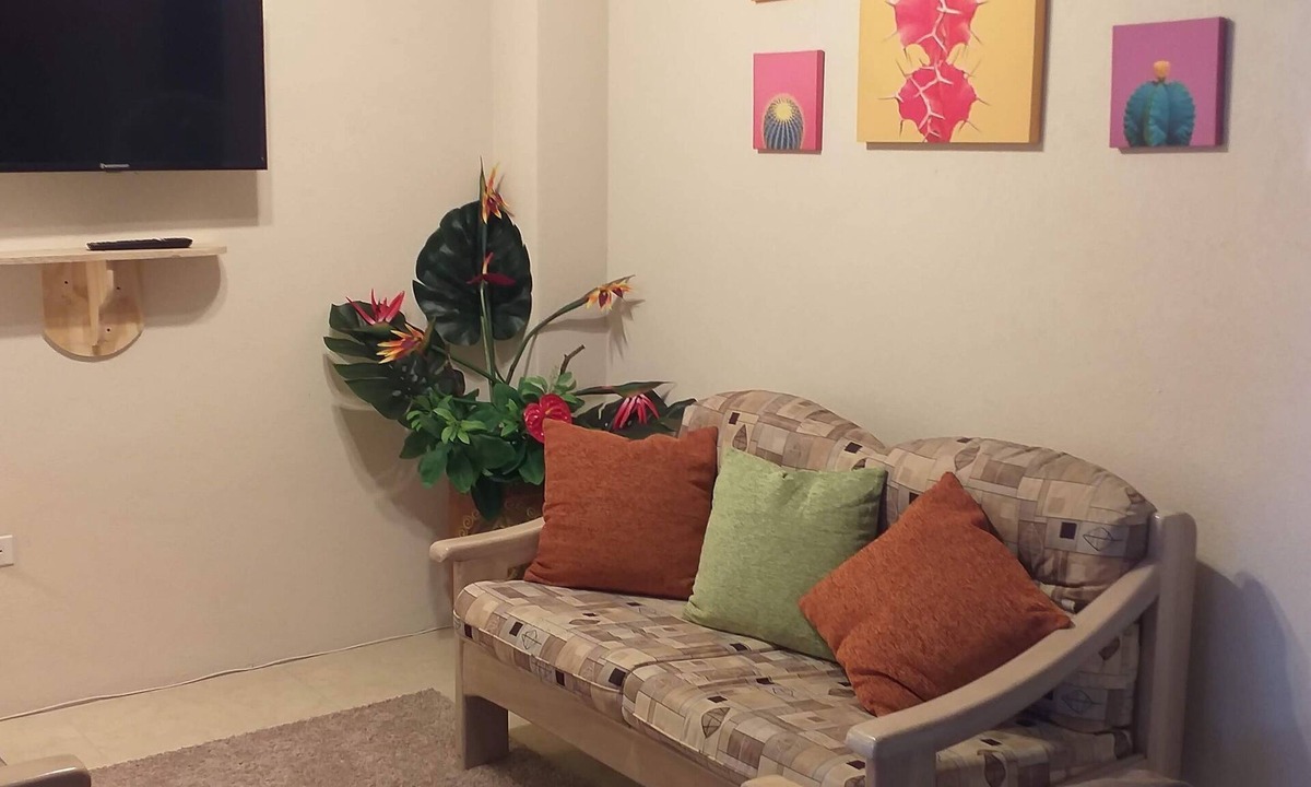 Arthurs Seat Apartment | Centrally located 2 bedroom apt in Warrens. Great for vacation or business !