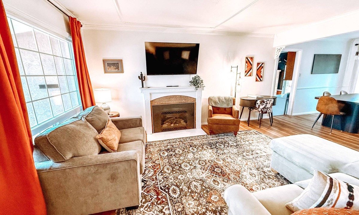 Farmington House | Centrally Located, Family friendly Home- With Game Room and Infrared Sauna