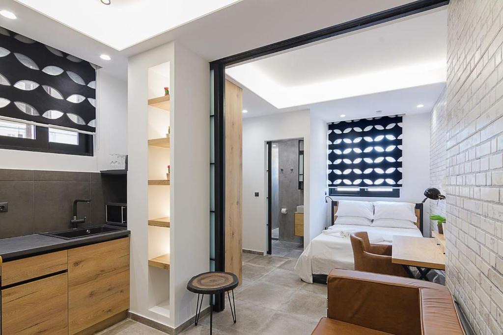 Athens City Centre Apartment | Centrally located studio next to Syntagma sq.