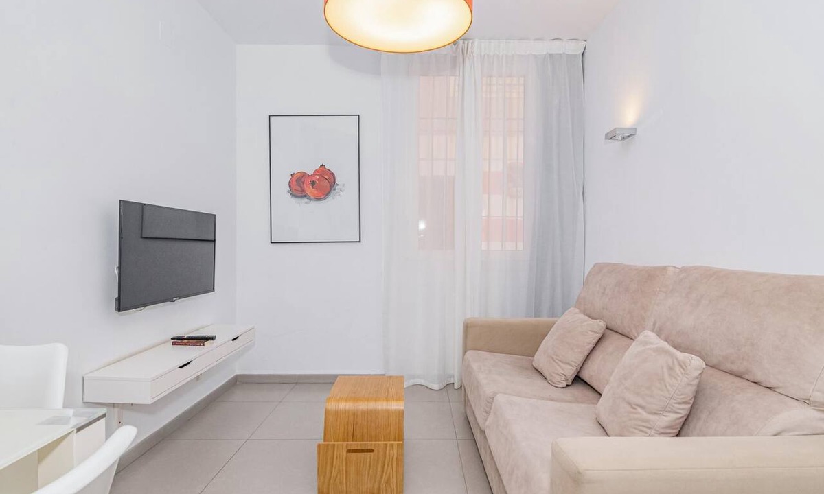 Centro - Sagrario Apartment | Centrally located, with free car park and patio