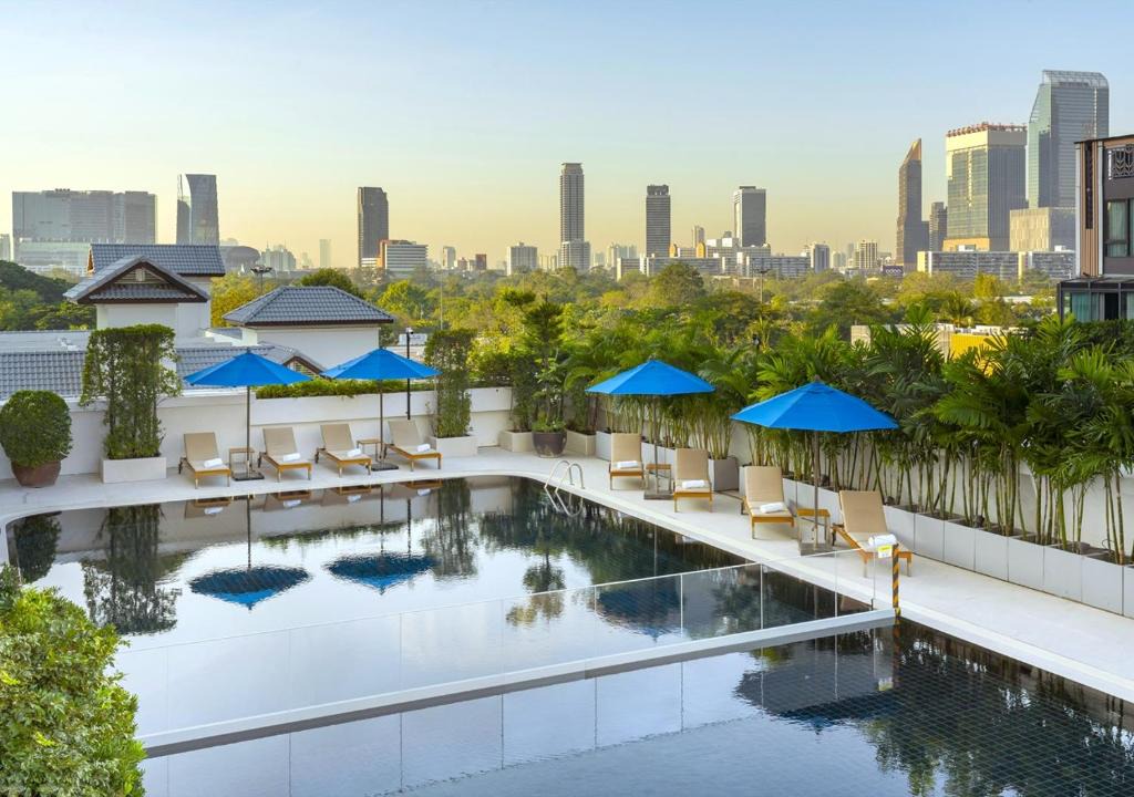 Nana Hotel | Centre Point Sukhumvit 10
