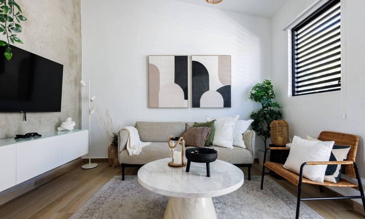 Eleanor Roosevelt House | Centric Boho Haven in Hato Rey | Unit 2
