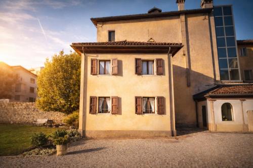 Belluno Apartment | Centro Storico Belluno con Parcheggio Privato Boutique Cottage