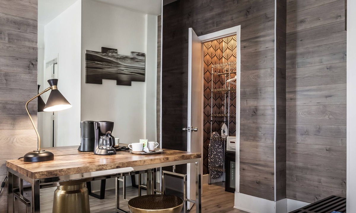 South of Fifth Hotel | Century Hotel