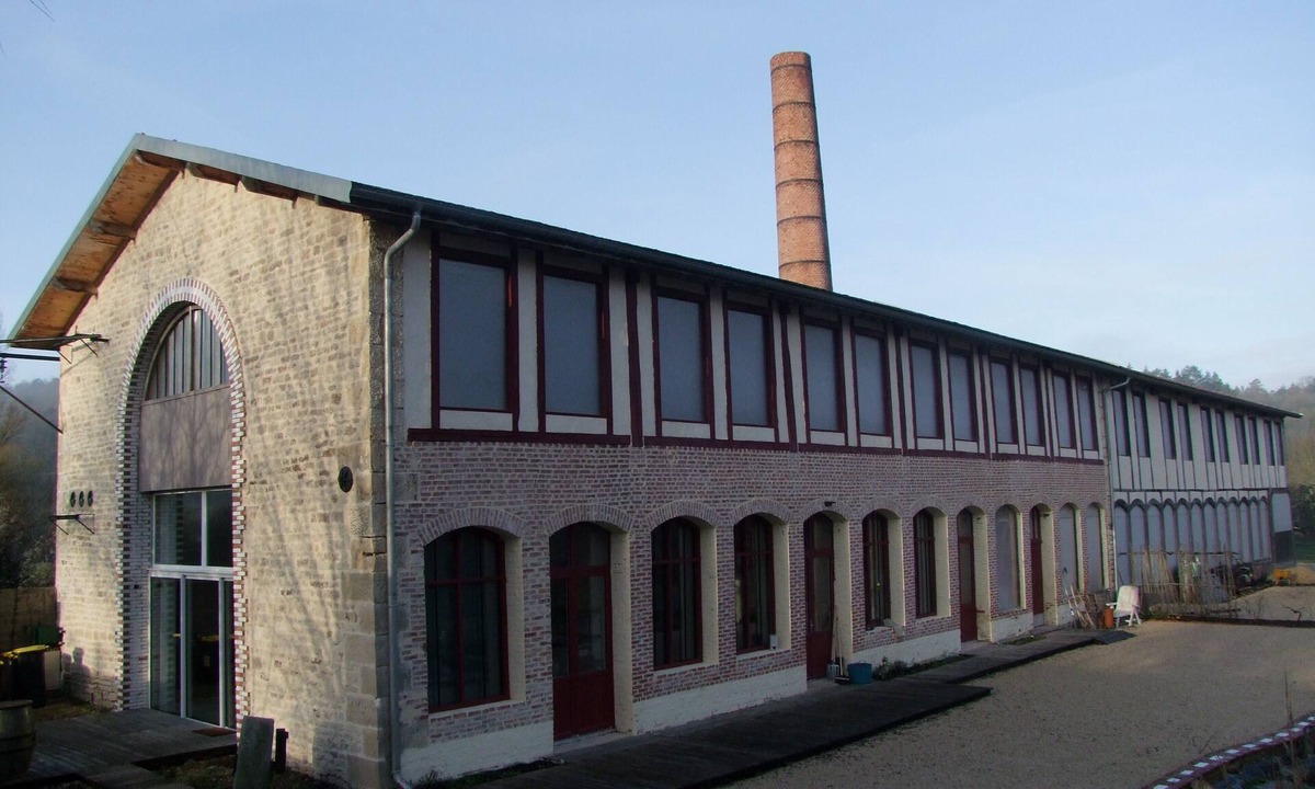 Nod-sur-Seine Villa | Ceramics, place of relaxation and history (s) .