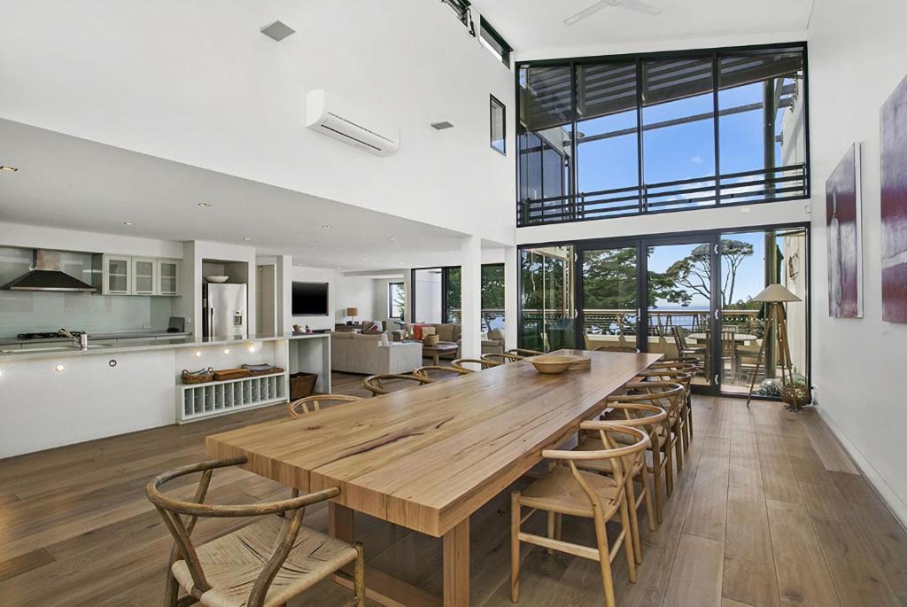 Point Lonsdale House | Cetacea