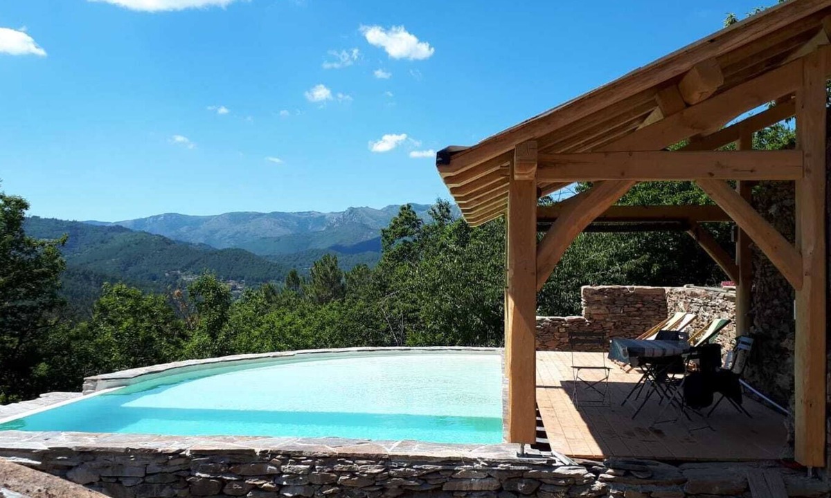 Chamborigaud House | Cevenol farmhouse from 1666 authentic ecological and autonomous in the countryside
