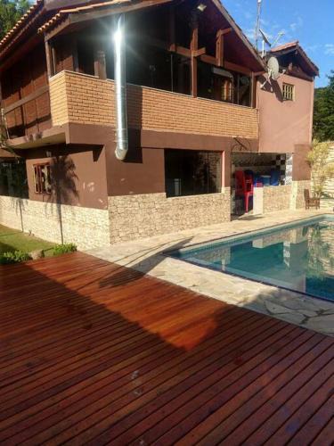 Ibiuna House | Chácara em Ibiúna com piscina e acesso a represa