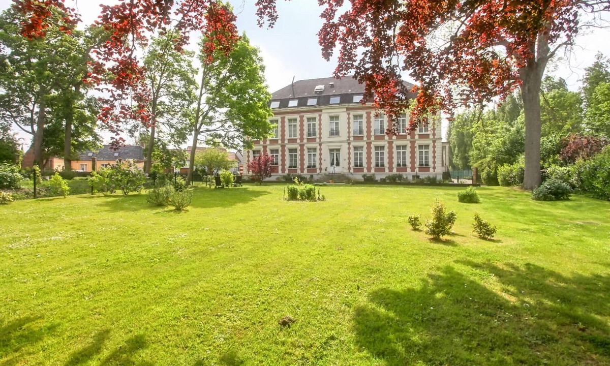 Aire-sur-la-Lys Bed & Breakfast | Château de Moulin le Comte