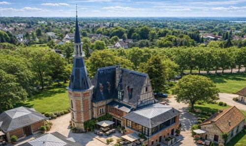Cosne-d'Allier Hotel | Château de Petit Bois