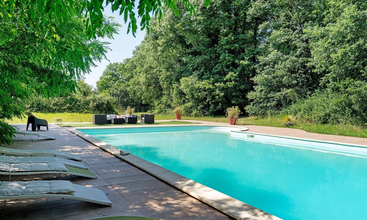 Saint-Mars-du-Desert Apartment | Château du Perray – Imperial Apartment