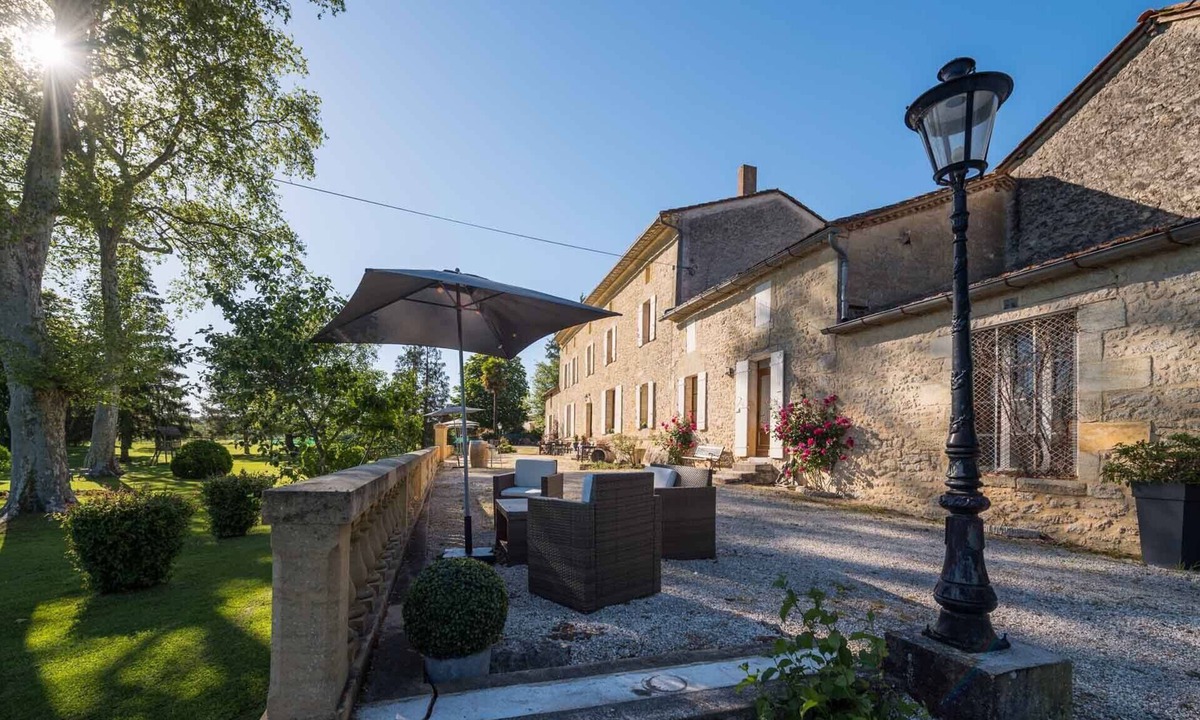 Villefranche-de-Lonchat House | Château Puygrenier - Chambres d'hôtes et gîtes