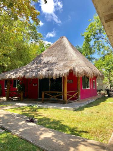 Alfredo V. Bonfil House | Ch'ejum bungalow