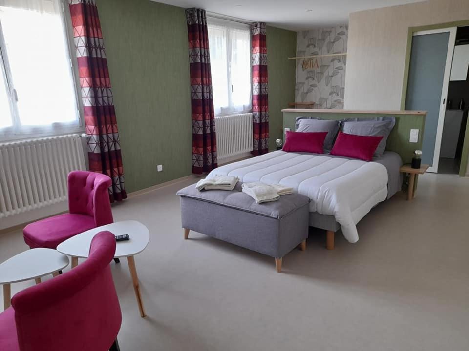 Chastel-Nouvel Bed & Breakfast | CH MALAVETULA