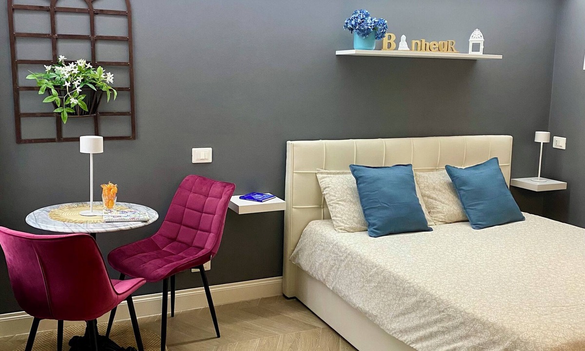 Asti Apartment | Chagall Bijoux
