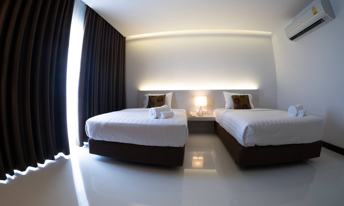 Sing Buri Hotel | Chaisaeng Villa Hotel