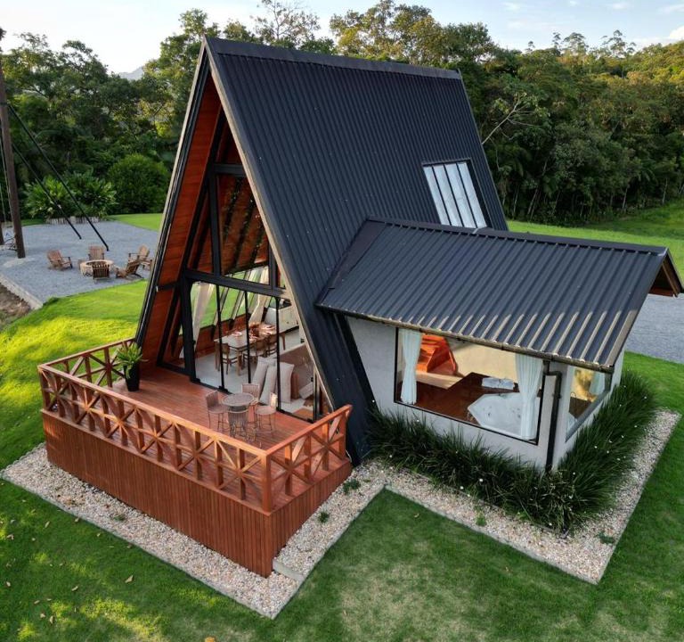 Blumenau Cabin | Chalés Aframe com café da manhã artesanal, 39km de Pomerode, Hidromassagem privativa, silenciosos em meio a natureza, lagoa para pesca esportiva