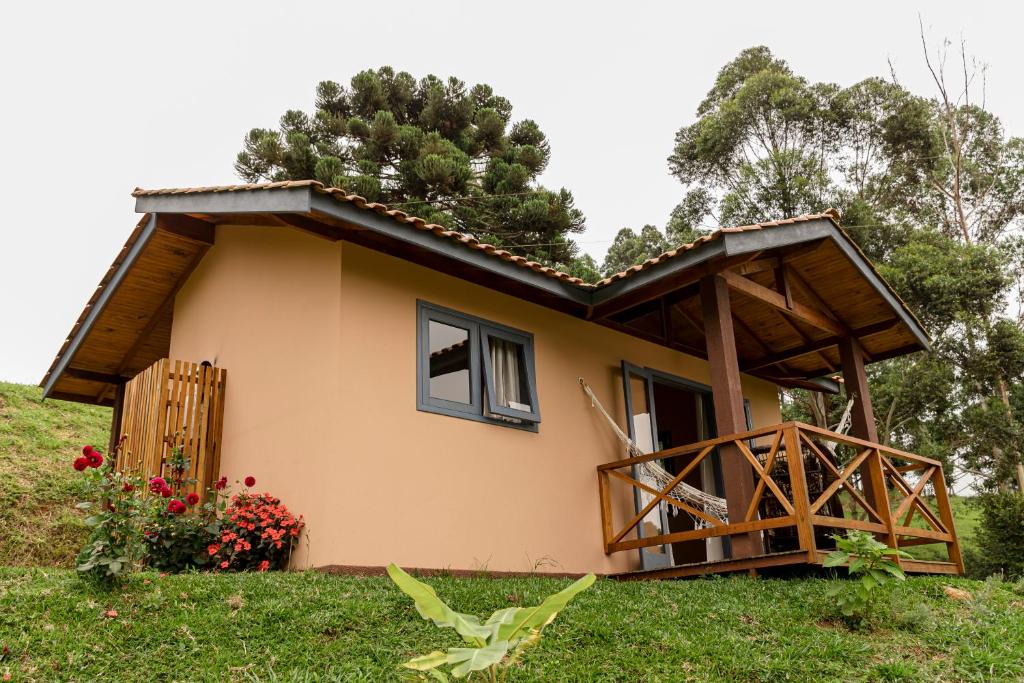 Paraisopolis Cabin | Chalés Vale da Lua