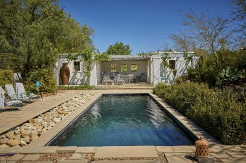 McGregor Apartment | Chalcedony