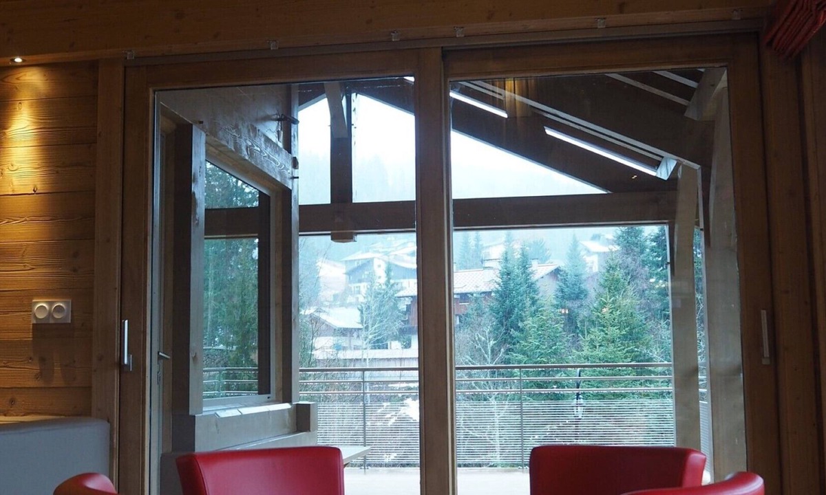Les Gets Ski Chalet | Chalet Adelphine 1 ****