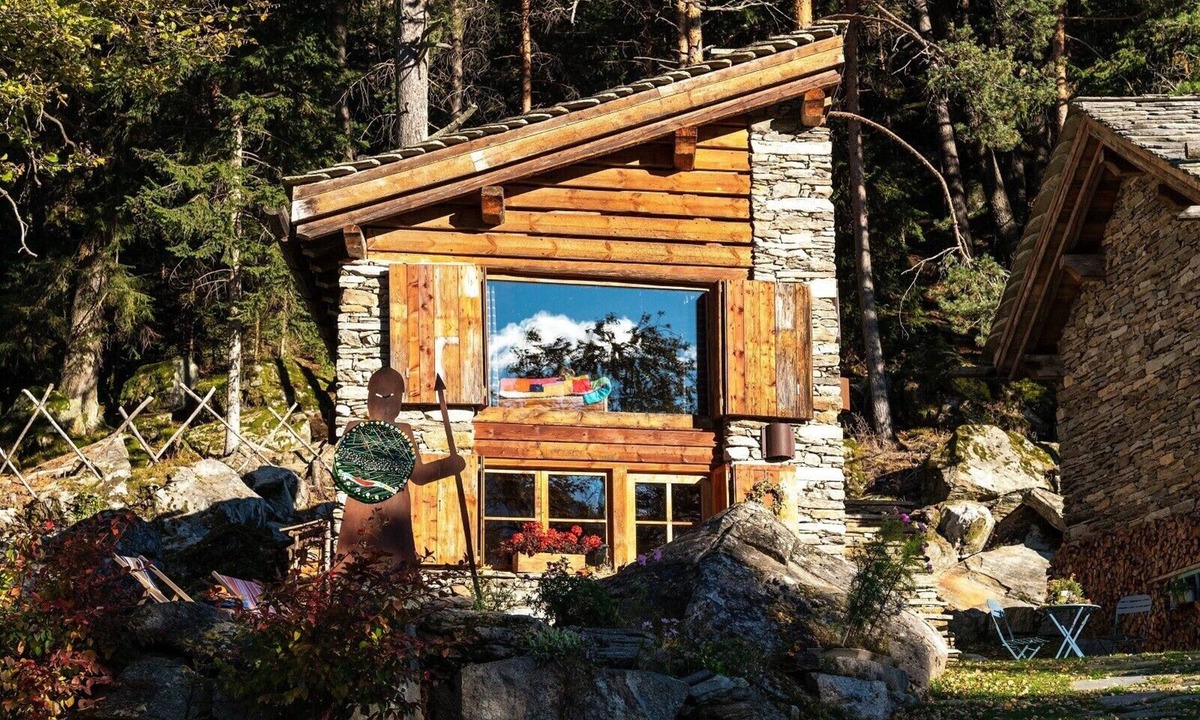 Valtellina Apartment | Chalet 'Armonia Res Albert' with Mountain Views, Wi-Fi and Garden