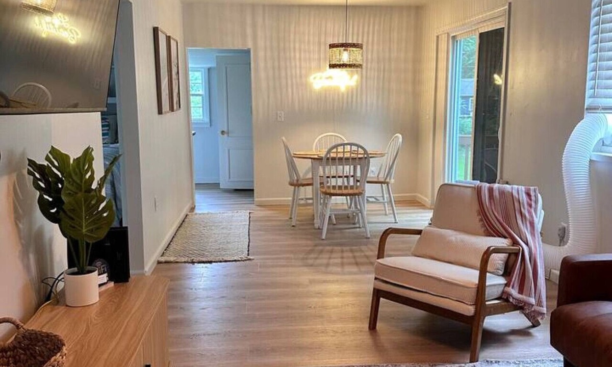 Bay City House | Chalet by the Bay on Lake Huron