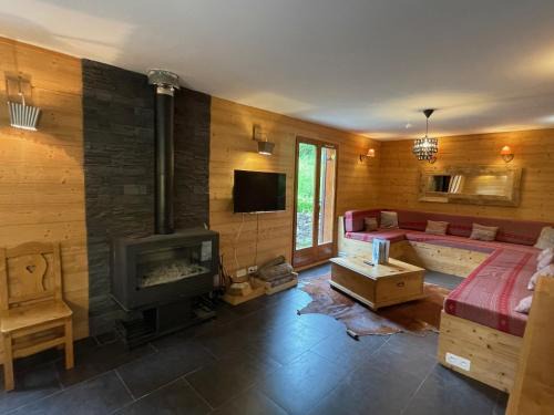 Laveissiere Ski Chalet | Chalet camp de base pour tribu sportif wifi 5 ch