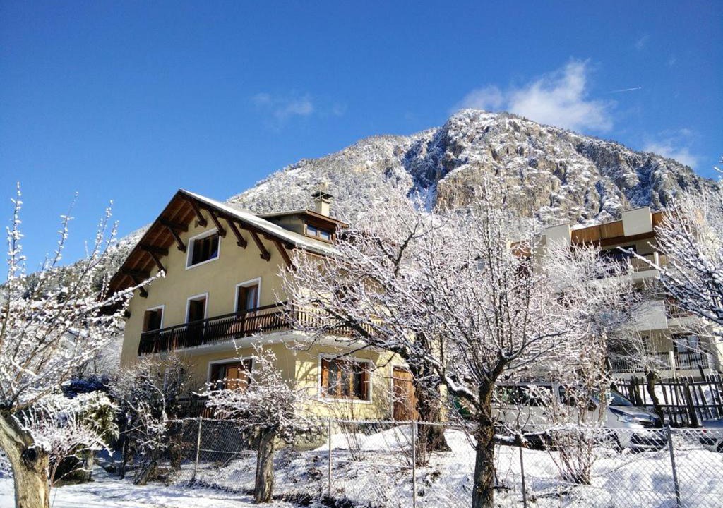 Briancon Ski Chalet | Chalet chaleureux a Briancon avec sauna