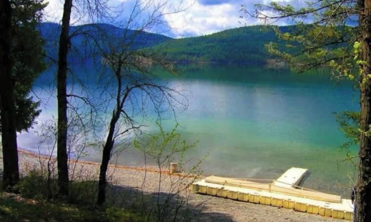 Whitefish Ski Chalet | Chalet Chic - Comfortable & Clean Private Resort Condo Ski, Soak, Relax & Enjoy