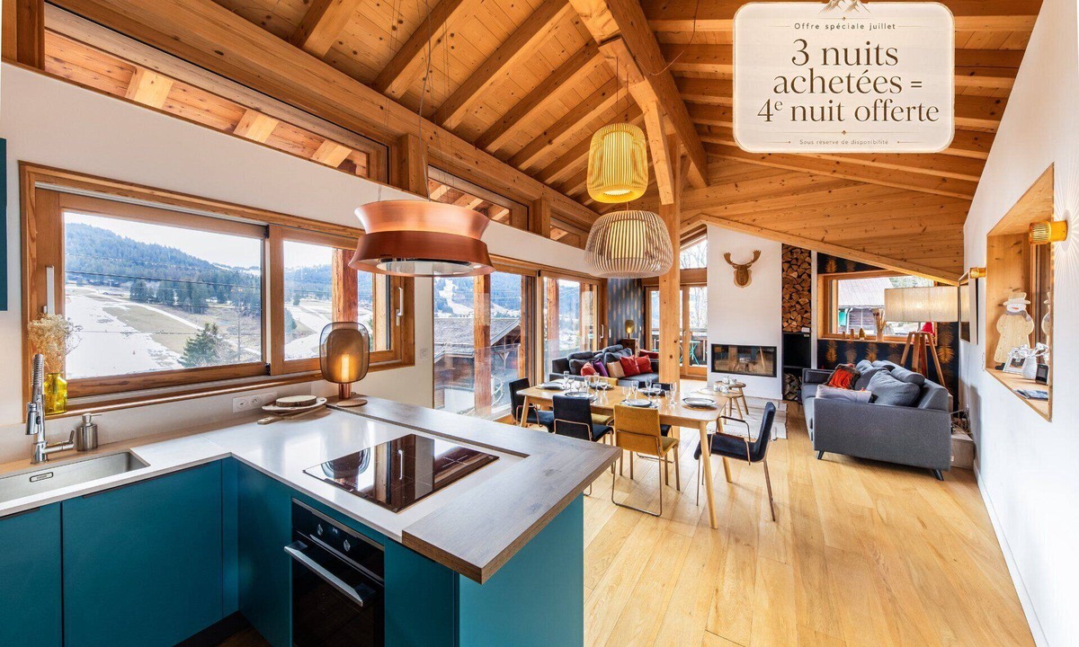 Les Gets Ski Chalet | Chalet Cocoon| Les Gets | Ski-In/Ski-Out | Jacuzzi