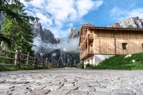 Colfosco Apartment | Chalet Cogolara