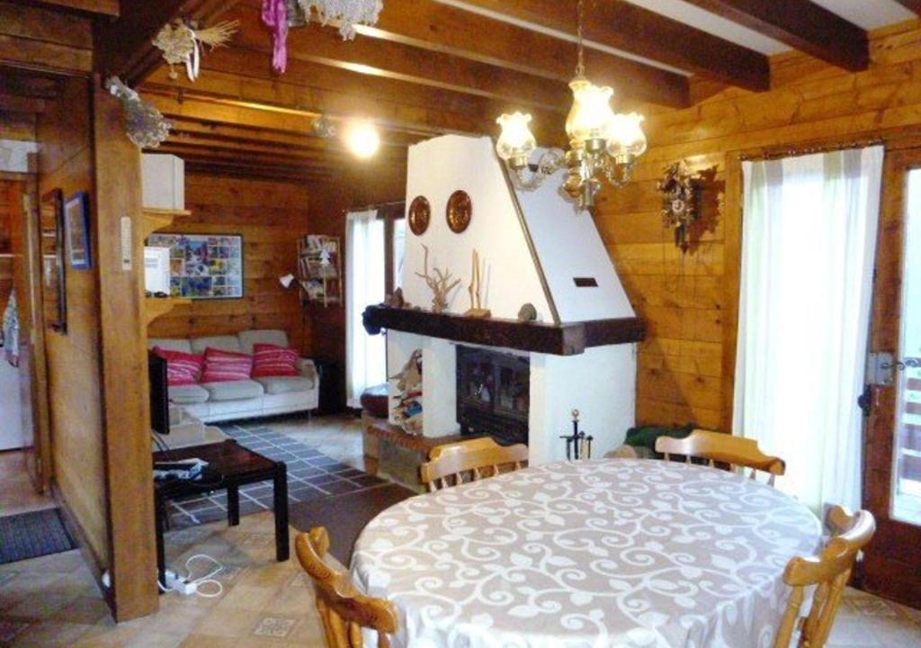 Arette Ski Chalet | Chalet cosy à Arette avec cheminée, terrasse, et tout confort pour 6 personnes - FR-1-602-80