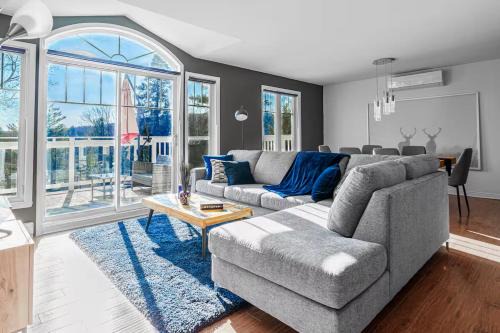 Entrelacs Ski Chalet | Chalet De l'Escapade Hot Tub - Lakeview - Pool table - Mountain view - More !