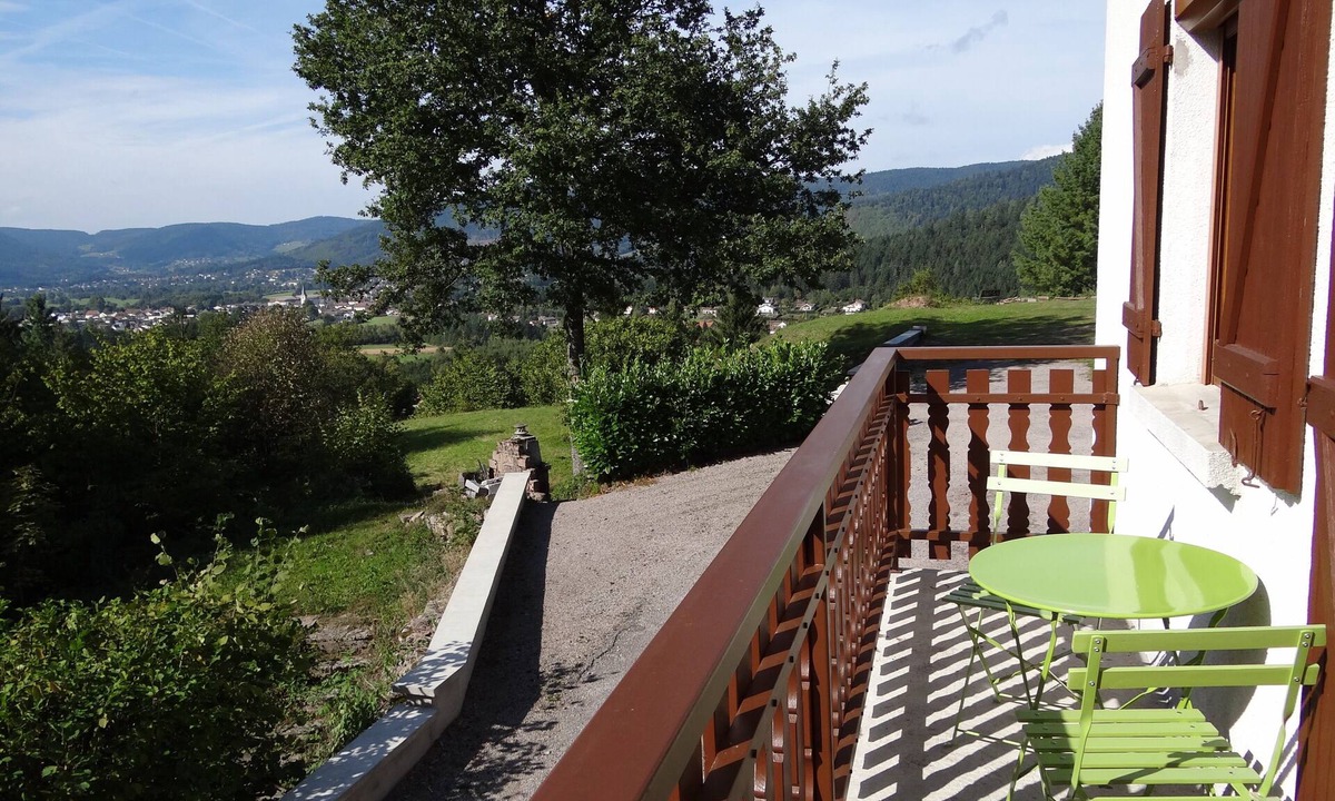 Basse-sur-le-Rupt Ski Chalet | CHALET* EXCEPTIONAL VIEW OF THE VALLEY