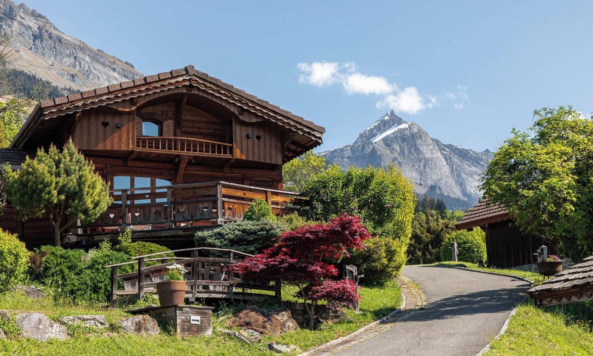 Passy Ski Chalet | Chalet "Grenier" facing Mont-Blanc, up to 5 people