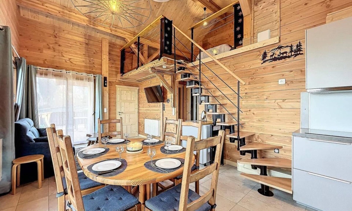 Le Corbier Ski Chalet | Chalet, Ground floor, terrace, tv, ski locker, 75m², Le Corbier