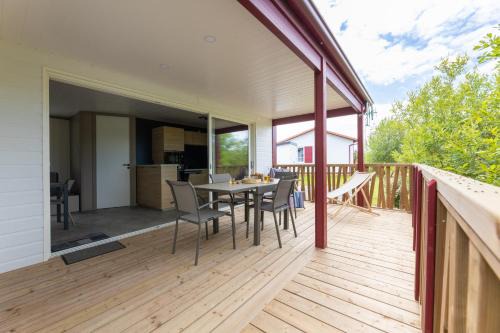 Hasparren Ski Chalet | Chalet Haizea climatisé 2 à 4 pers 2 sdb, , calme avec piscine à Hasparren Pays Basque 25 min des plages