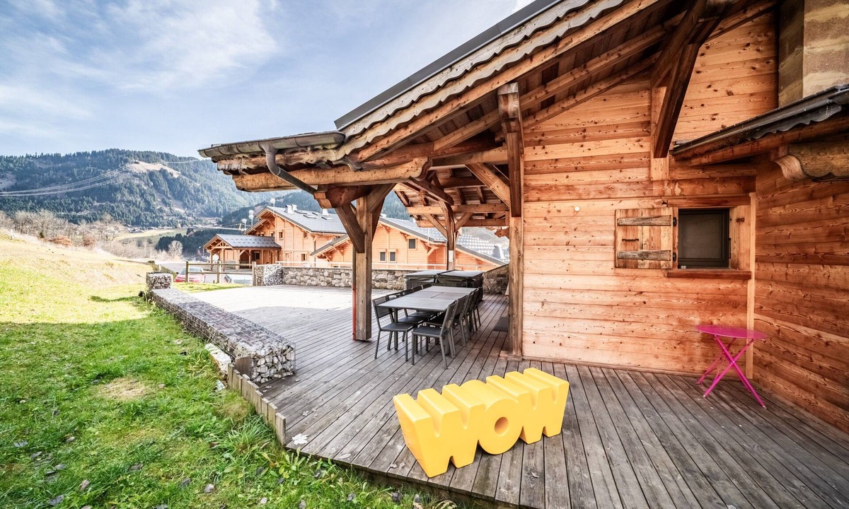 Chatel Ski Chalet | Chalet 'Heidi - Chatel' with Mountain View, Private Terrace and Wi-Fi