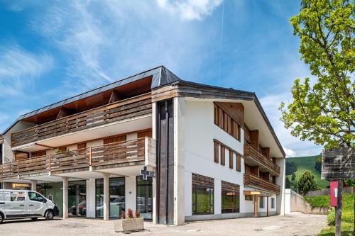 Compaccio Ski Chalet | Chalet Hubertus