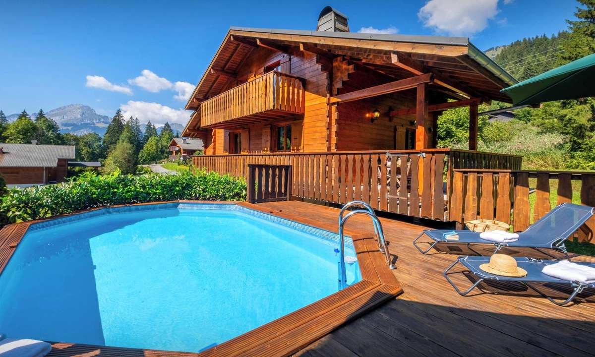 Chatel Ski Chalet | Chalet Igel - Portes du Soleil stay for 12 with summer pool - OVO Network