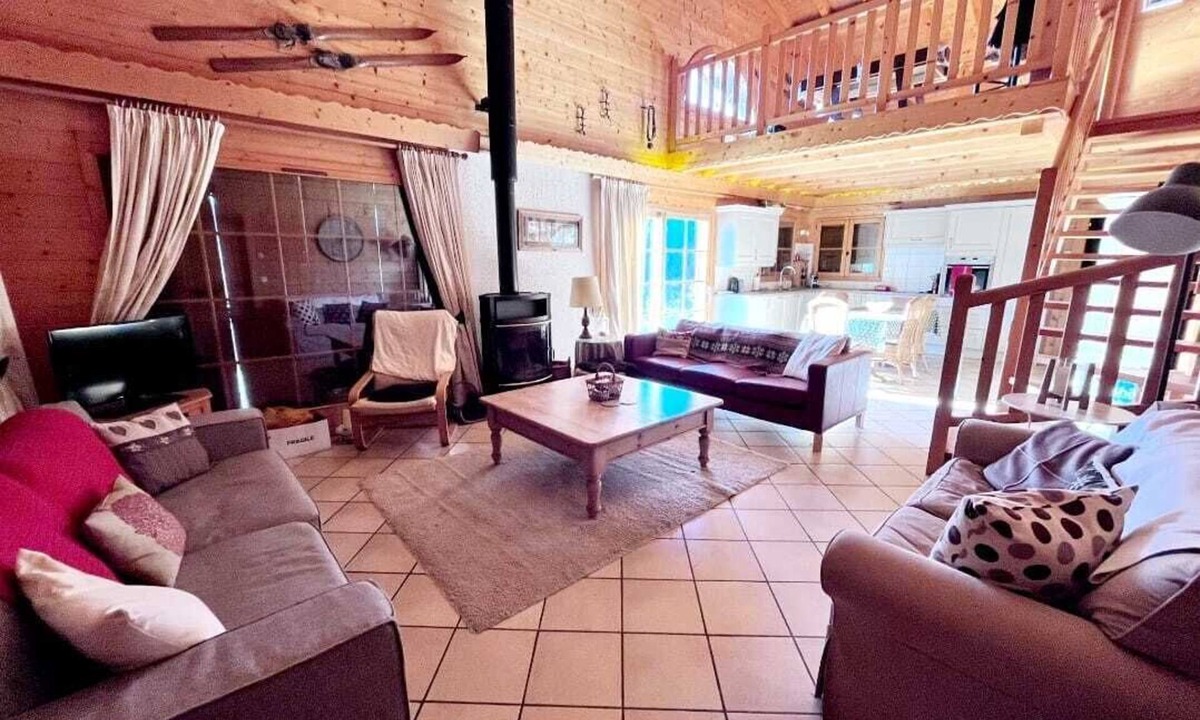 Les Gets Ski Chalet | Chalet in Les Gets - Sleeps 9 - Stunning Views