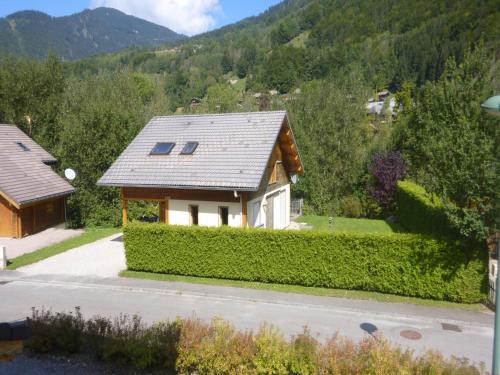 Saint-Jean-dʼAulps Ski Chalet | Chalet in Saint-Jean near Ski Lift