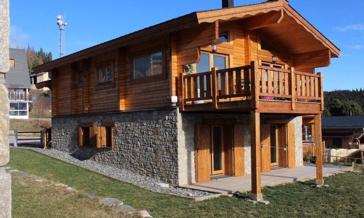 Superbolquere Ski Chalet | Chalet Llory, cosy and pleasant