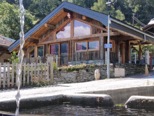 Bellentre Ski Chalet | Chalet La Plagne jacuzzi vue top