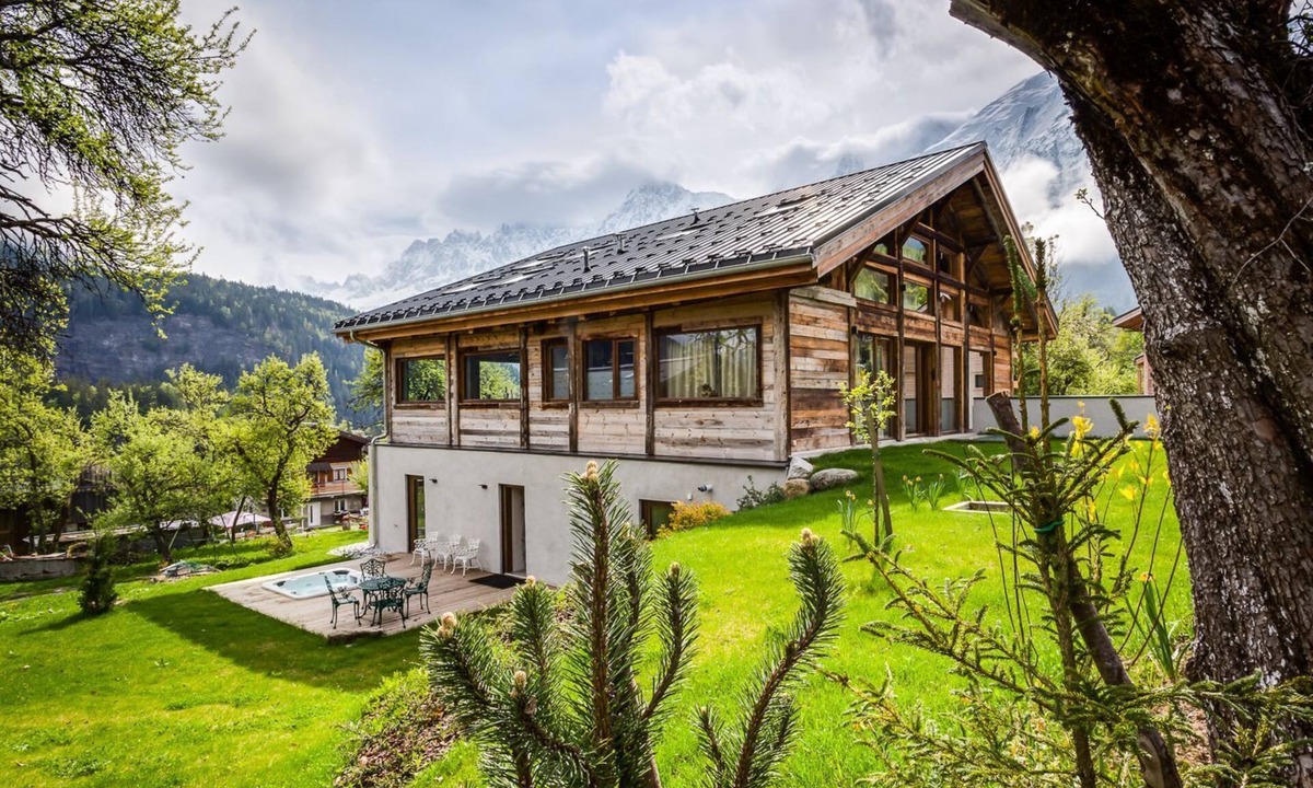 Les Houches Ski Chalet | Chalet Leandre: This chalet is simply stunning, a 2 year labour of love to convert this old farmhous
