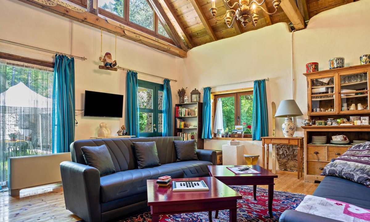 Terres Ski Chalet | Chalet 'Loft Tovel' with Mountain View and Private Garden