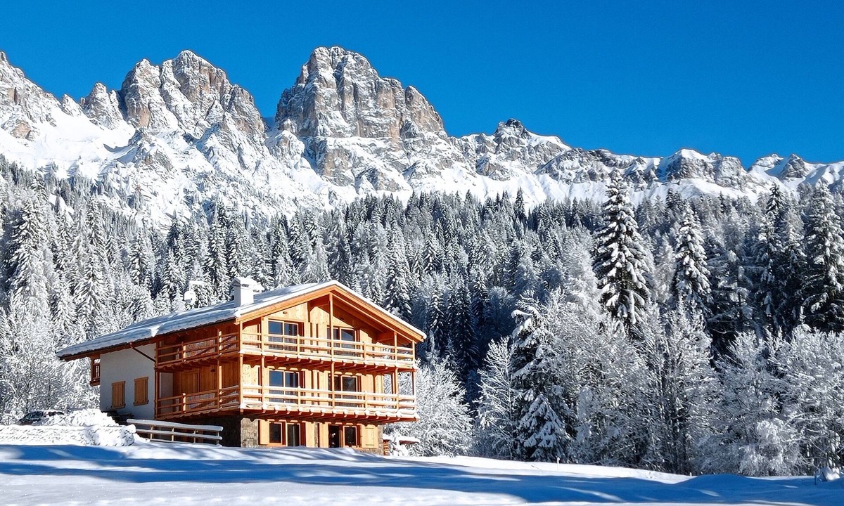 Falcade Apartment | Chalet on the meadows