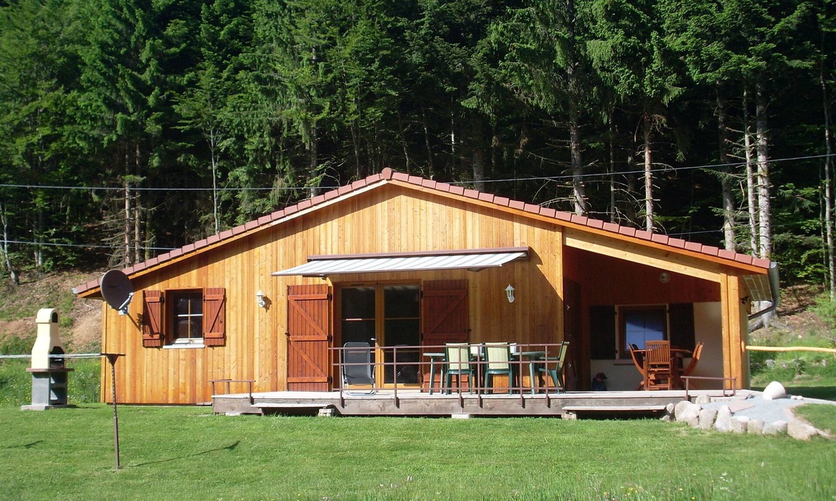 Xonrupt-Longemer Ski Chalet | Chalet on the shores of Lac de Longemer on a hectare of multi-activity playground