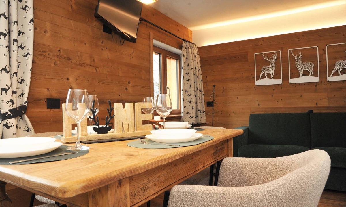 Serrada Apartment | Chalet Peter Serrada, a few meters from the slopes, in villa surrounded by forest